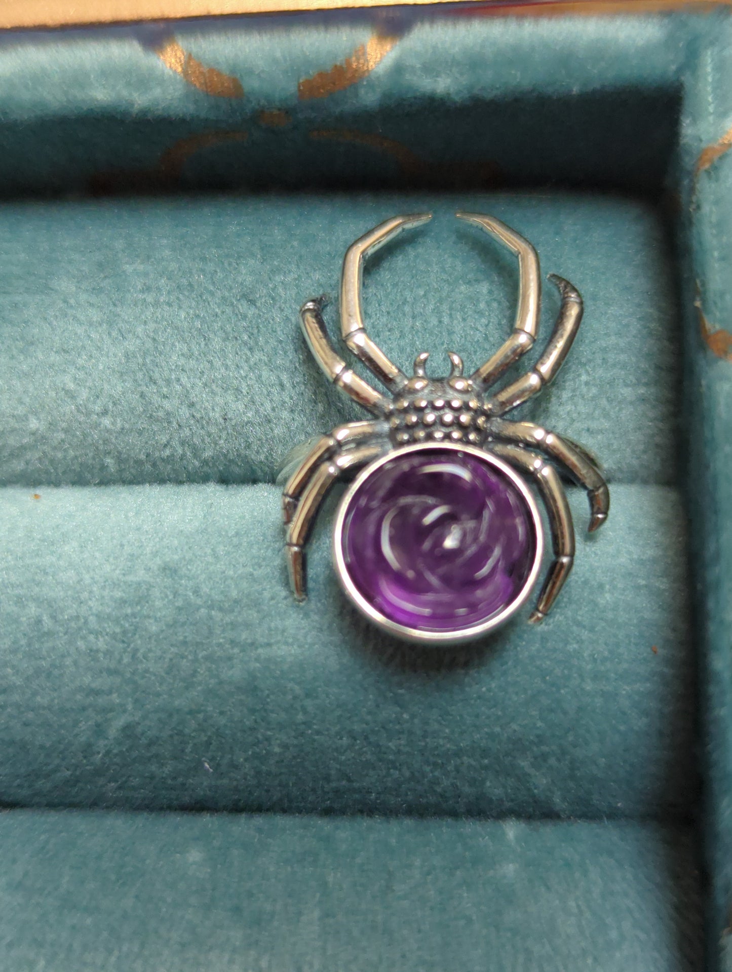 Amethyst spider silver ring